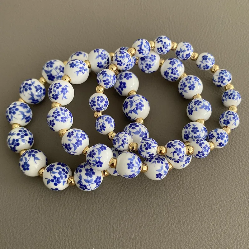 Blue and white porcelain classic style round ceramic beaded bracelet